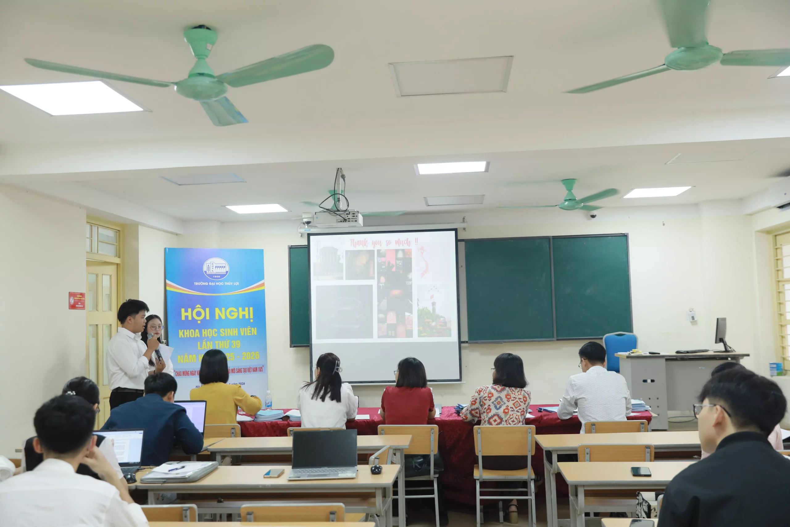 Phong trào Nghiên cứu khoa học sinh viên Trường Đại học Thủy lợi phát triển mạnh mẽ cả về quy mô và chất lượng