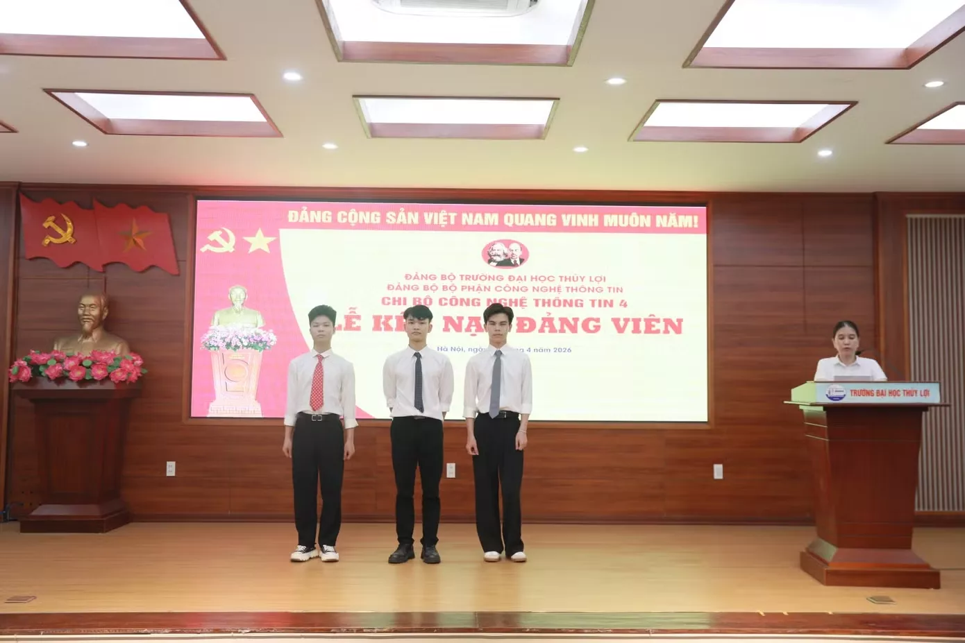 Lê Văn Quang – sinh viên Đại học Thủy lợi đạt GPA 3,94/4,0, giành chức vô địch Olympic Tin học quốc gia
