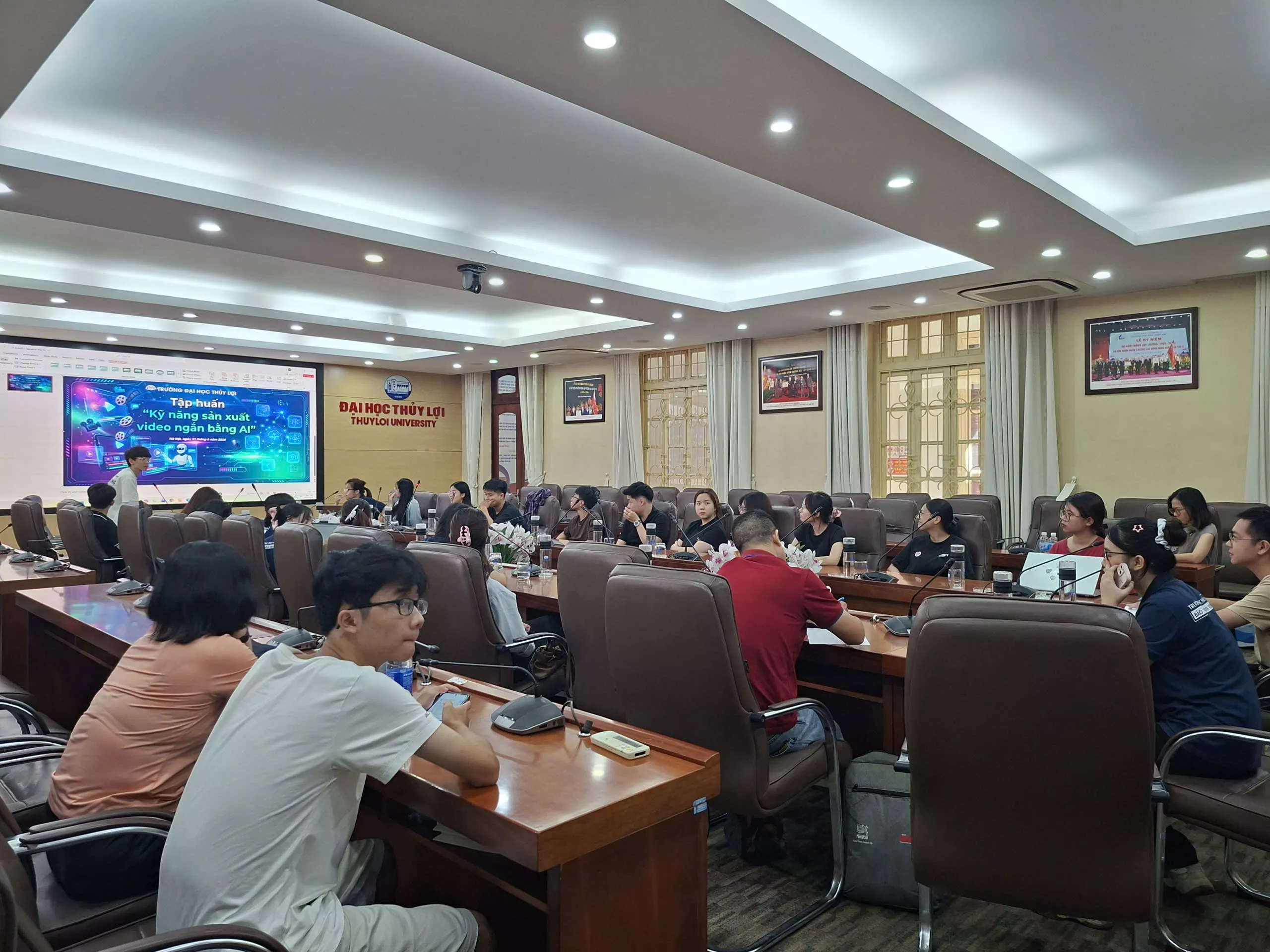 Tập huấn kỹ năng sản xuất video ngắn bằng AI tại Trường Đại học Thủy lợi