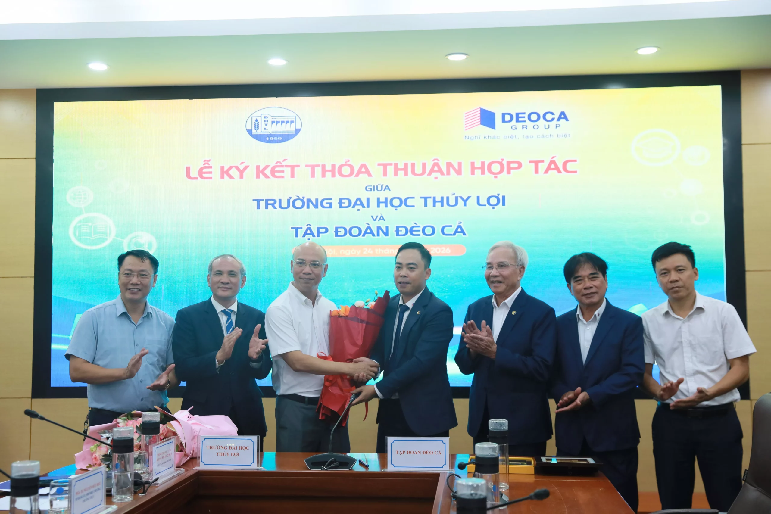 Trường Đại học Thủy lợi và Tập đoàn Đèo Cả ký kết hợp tác đào tạo nguồn nhân lực chất lượng cao