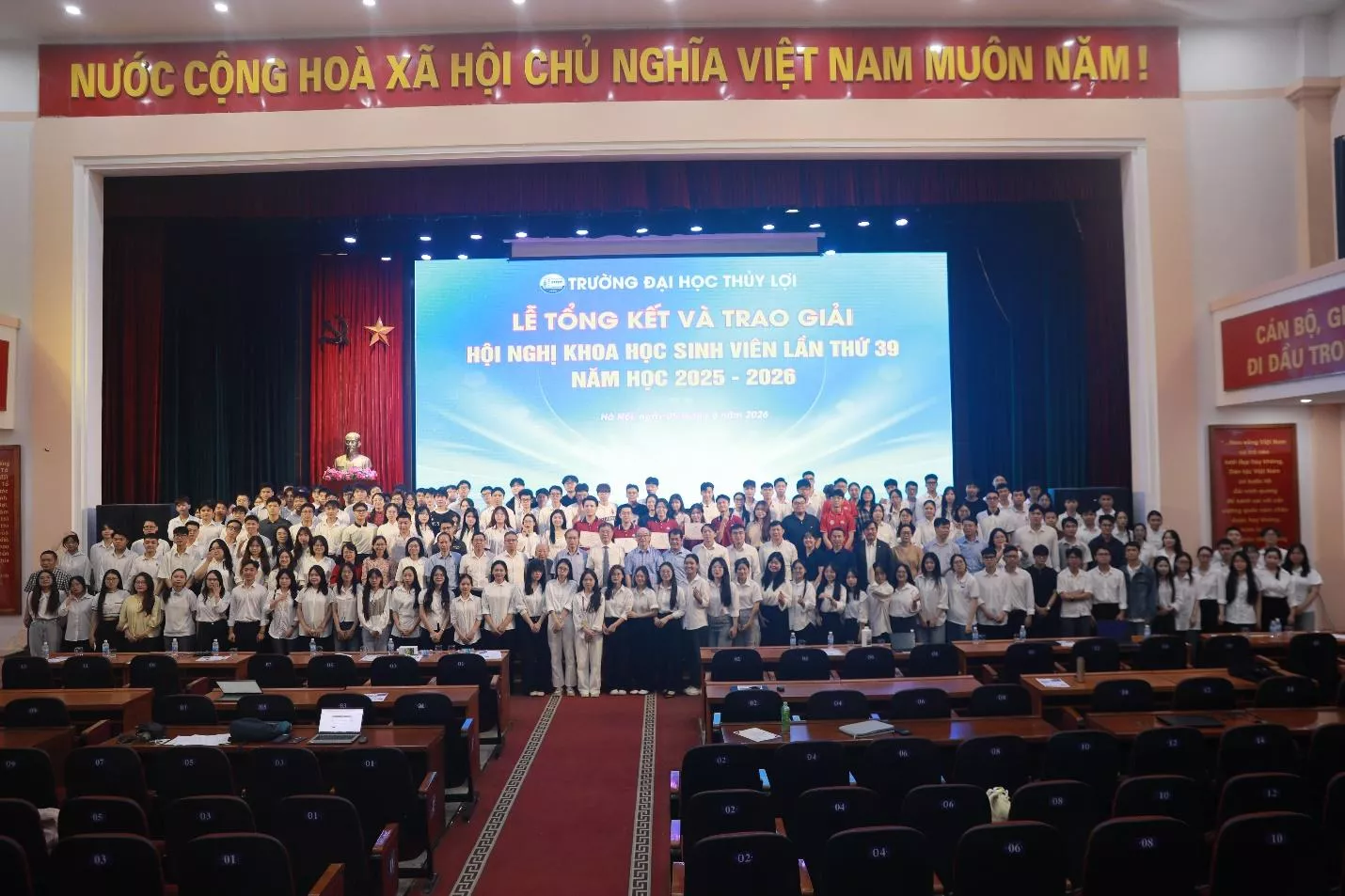 Nghiên cứu khoa học sinh viên Đại học Thủy lợi: Từ phong trào học thuật đến động lực đổi mới sáng tạo