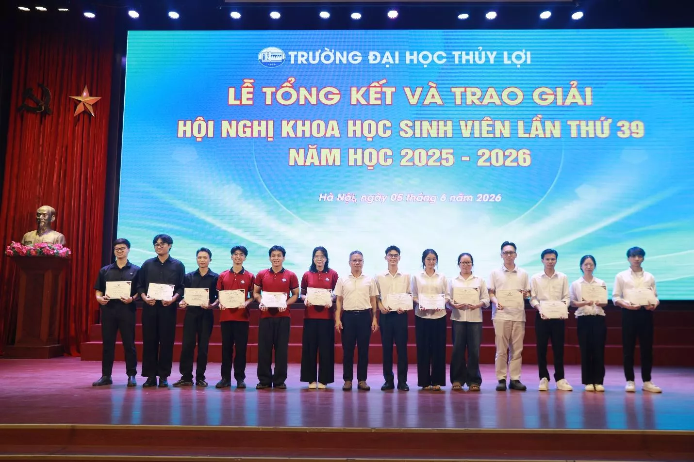 Nghiên cứu khoa học sinh viên Đại học Thủy lợi: Từ phong trào học thuật đến động lực đổi mới sáng tạo