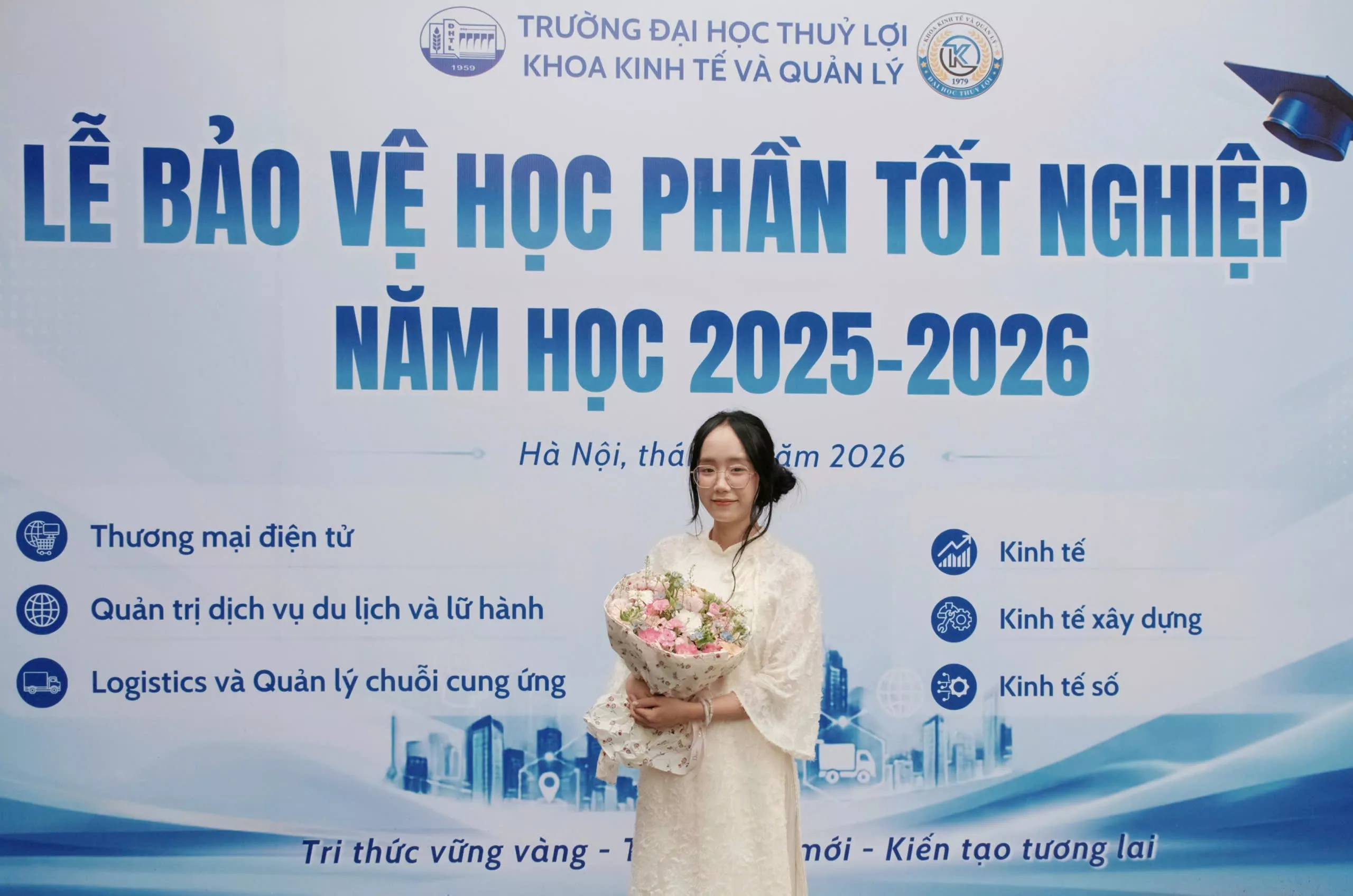 Từ nghị lực vượt khó đến hành trình chinh phục thành công – Câu chuyện truyền cảm hứng của nữ sinh Phạm Hương Giang