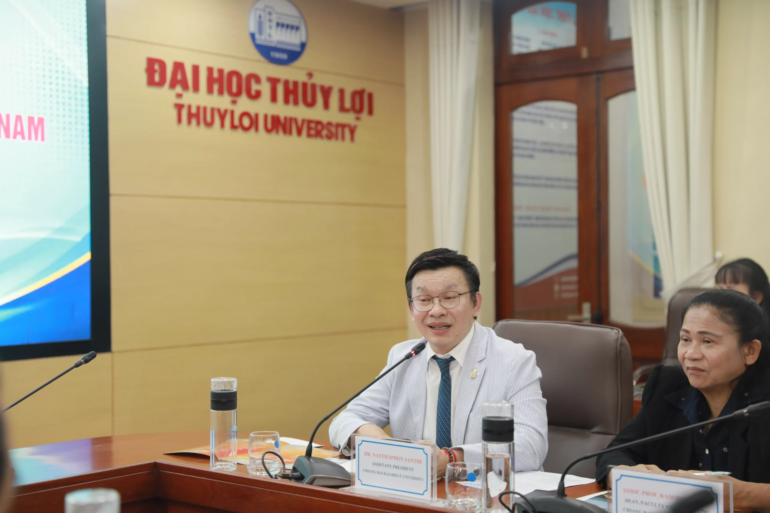 Trường Đại học Thủy lợi làm việc với Đại học Rajabhat Chiang Rai (Thái Lan), thúc đẩy hợp tác trong đào tạo và nghiên cứu