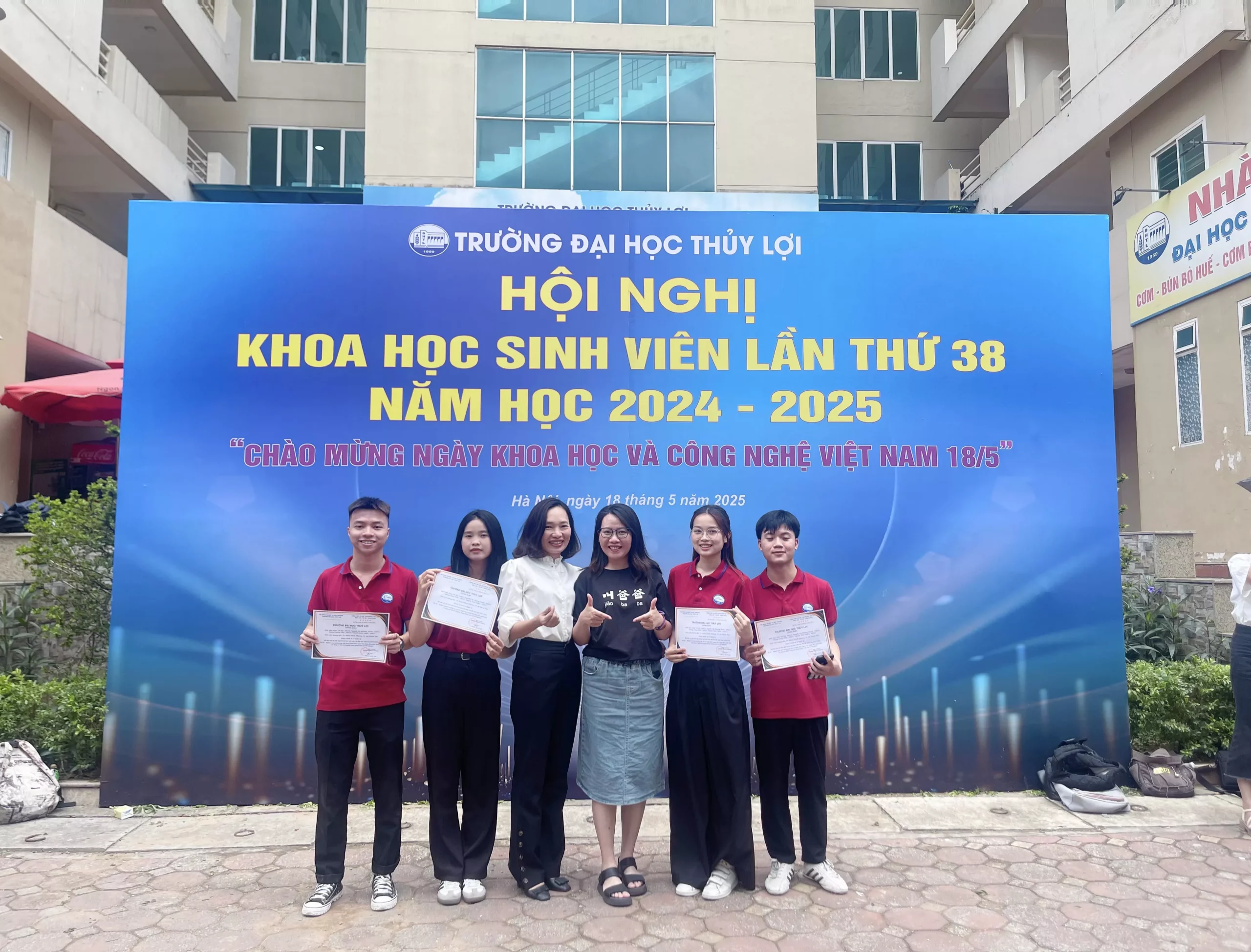 Kiều Trà My – Nữ lớp trưởng ngành Logistics và quản lý chuỗi cung ứng ghi dấu bằng bản lĩnh, trách nhiệm và khát vọng cống hiến