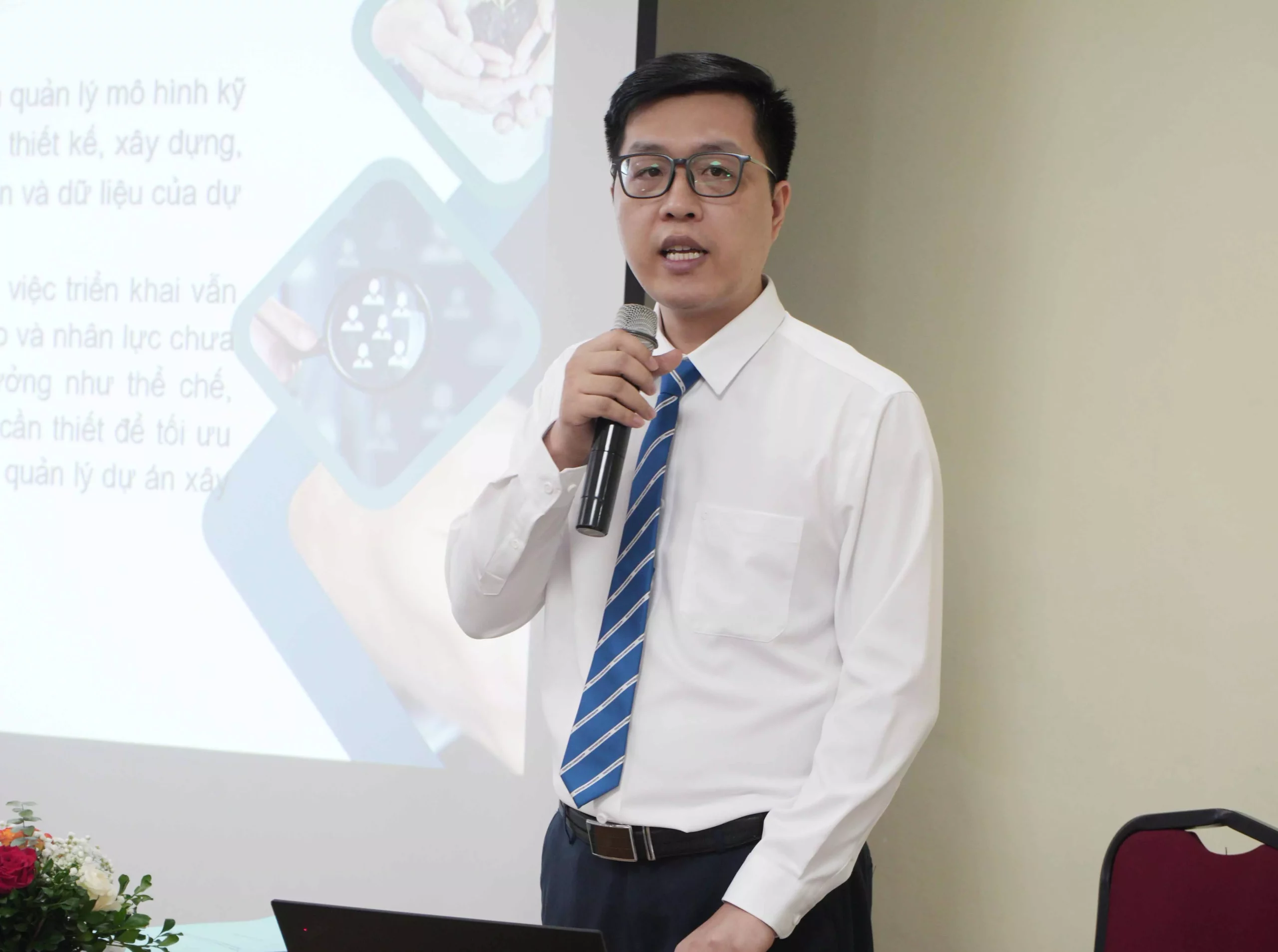 Nghiên cứu sinh Thái Ngọc Thắng bảo vệ thành công luận án tiến sĩ cấp Trường về ứng dụng BIM trong quản lý dự án xây dựng