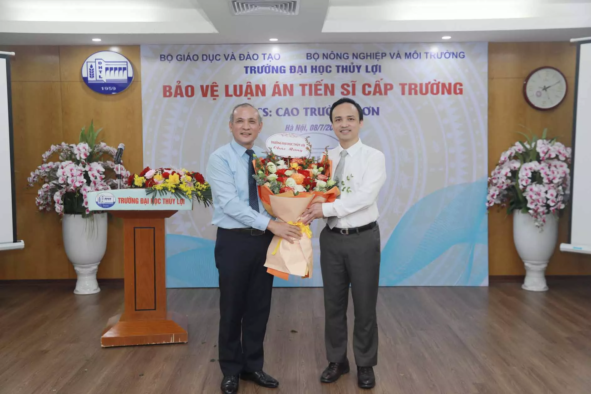 Trường Đại học Thủy lợi tổ chức bảo vệ Luận án tiến sĩ cấp Trường cho nghiên cứu sinh Cao Trường Sơn