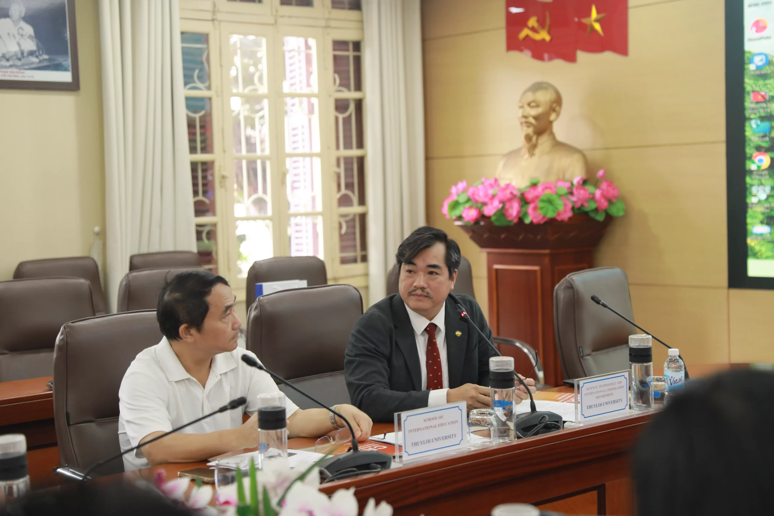 Trường Đại học Thủy lợi làm việc với Đại học Rajabhat Chiang Rai (Thái Lan), thúc đẩy hợp tác trong đào tạo và nghiên cứu