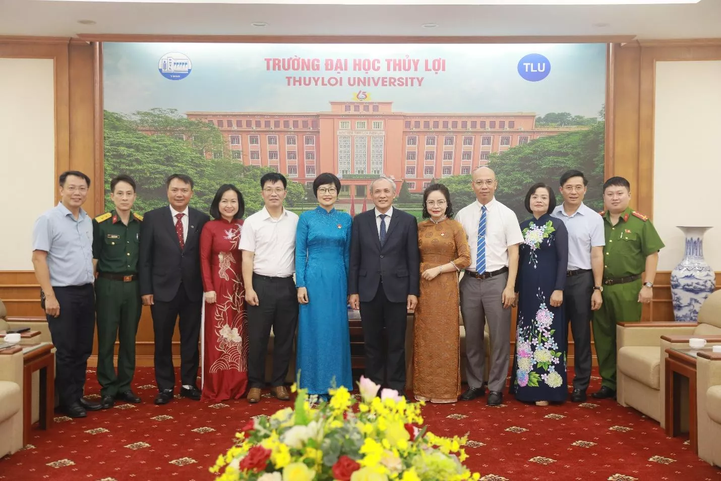 Trường Đại học Thủy lợi và phường Kim Liên tăng cường phối hợp, phát huy nguồn lực phục vụ cộng đồng