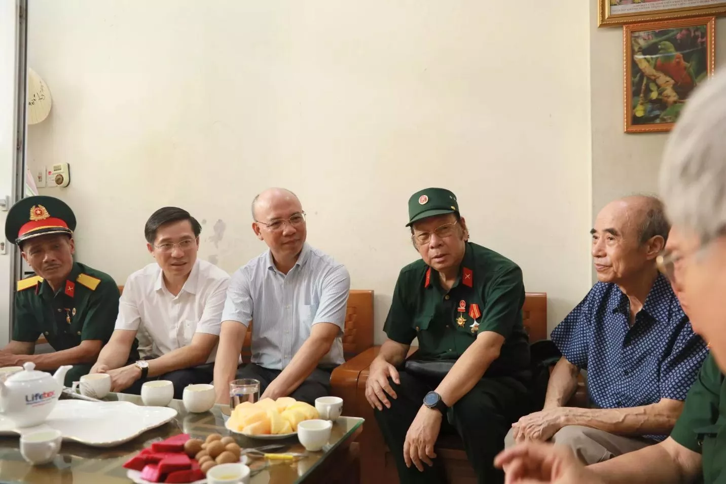 Hành trình tri ân từ mái trường đến những miền đất thiêng 