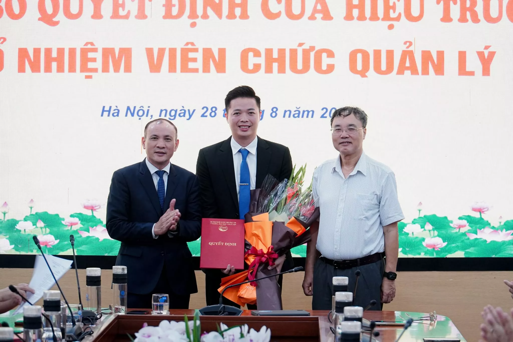 Trường Đại học Thủy lợi công bố các Quyết định bổ nhiệm viên chức quản lý