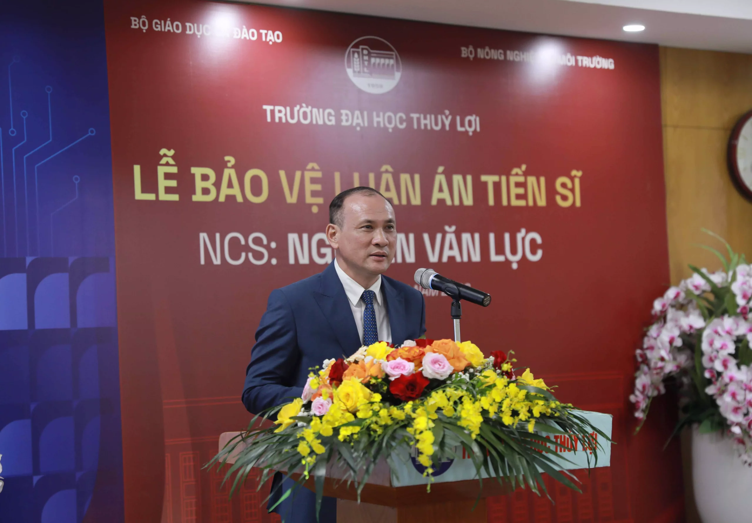 Nghiên cứu cơ chế diễn biến hình thái bờ biển răng cưa theo mùa tại bãi biển Mỹ Khê