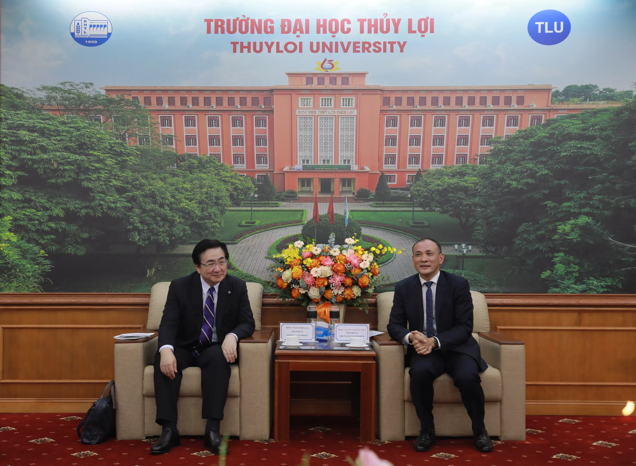 Trường Đại học Thủy lợi trao đổi tăng cường hợp tác với Đại học Tohoku