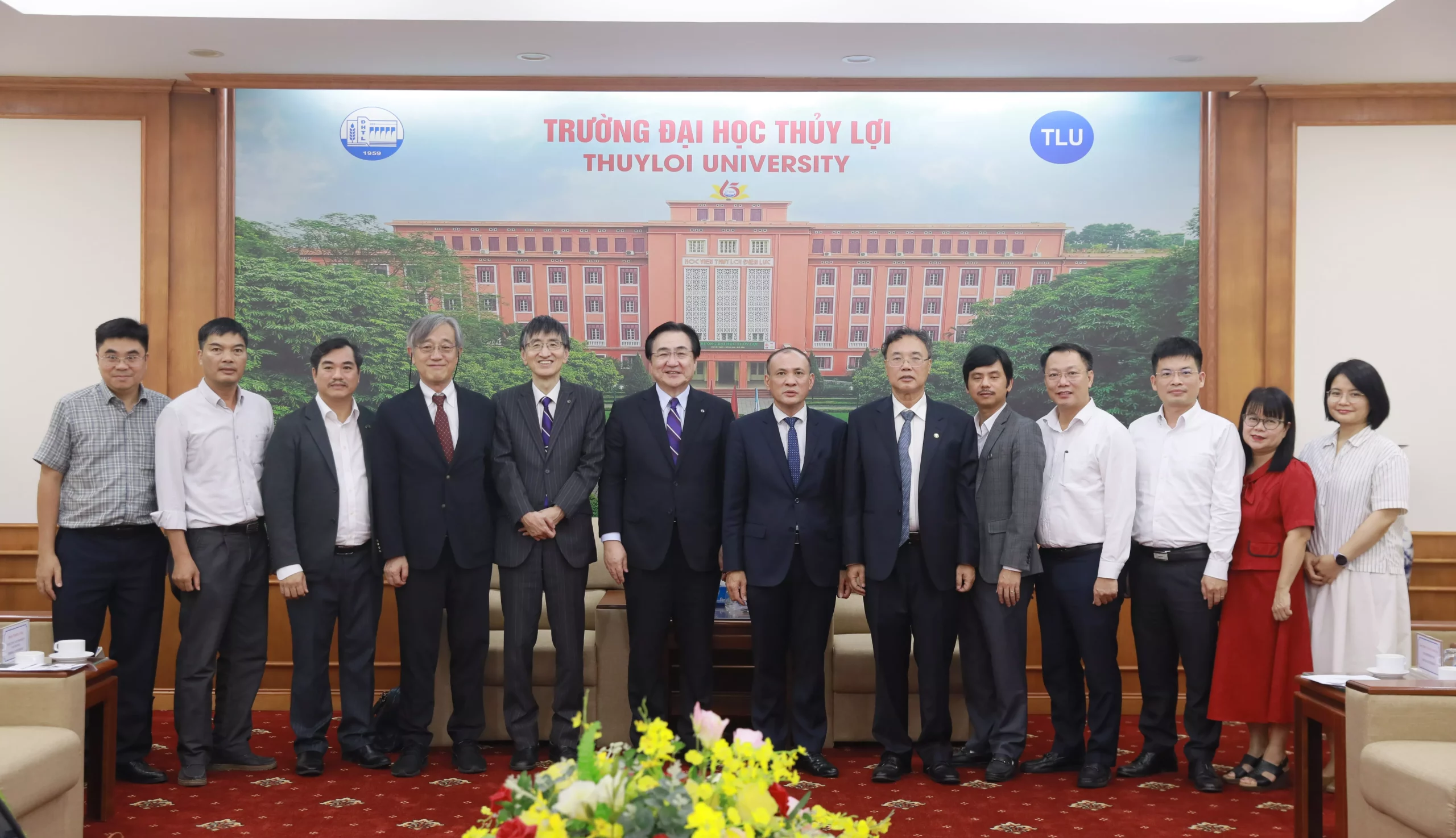 Trường Đại học Thủy lợi trao đổi tăng cường hợp tác với Đại học Tohoku