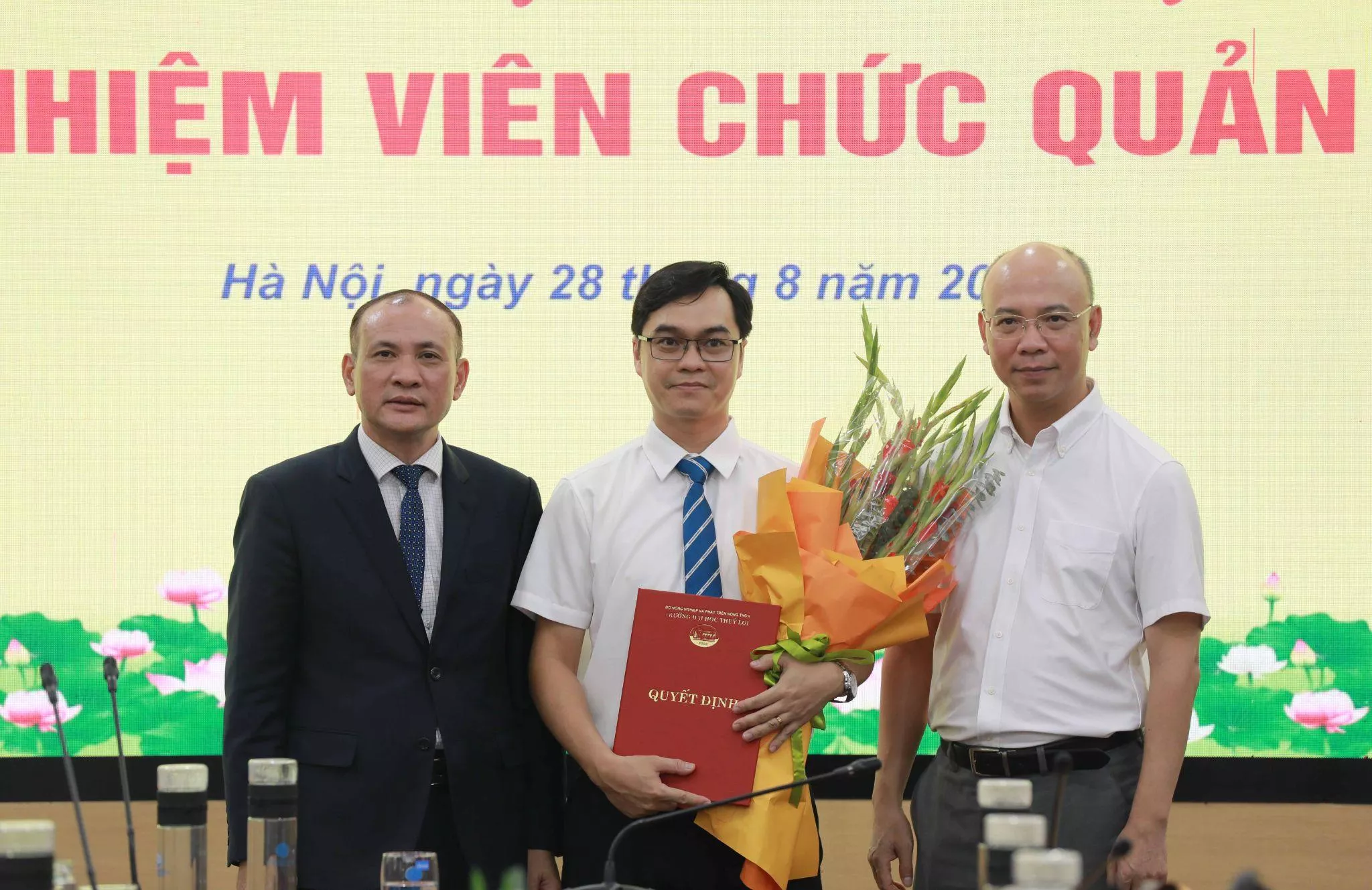 Trường Đại học Thủy lợi công bố các Quyết định bổ nhiệm viên chức quản lý