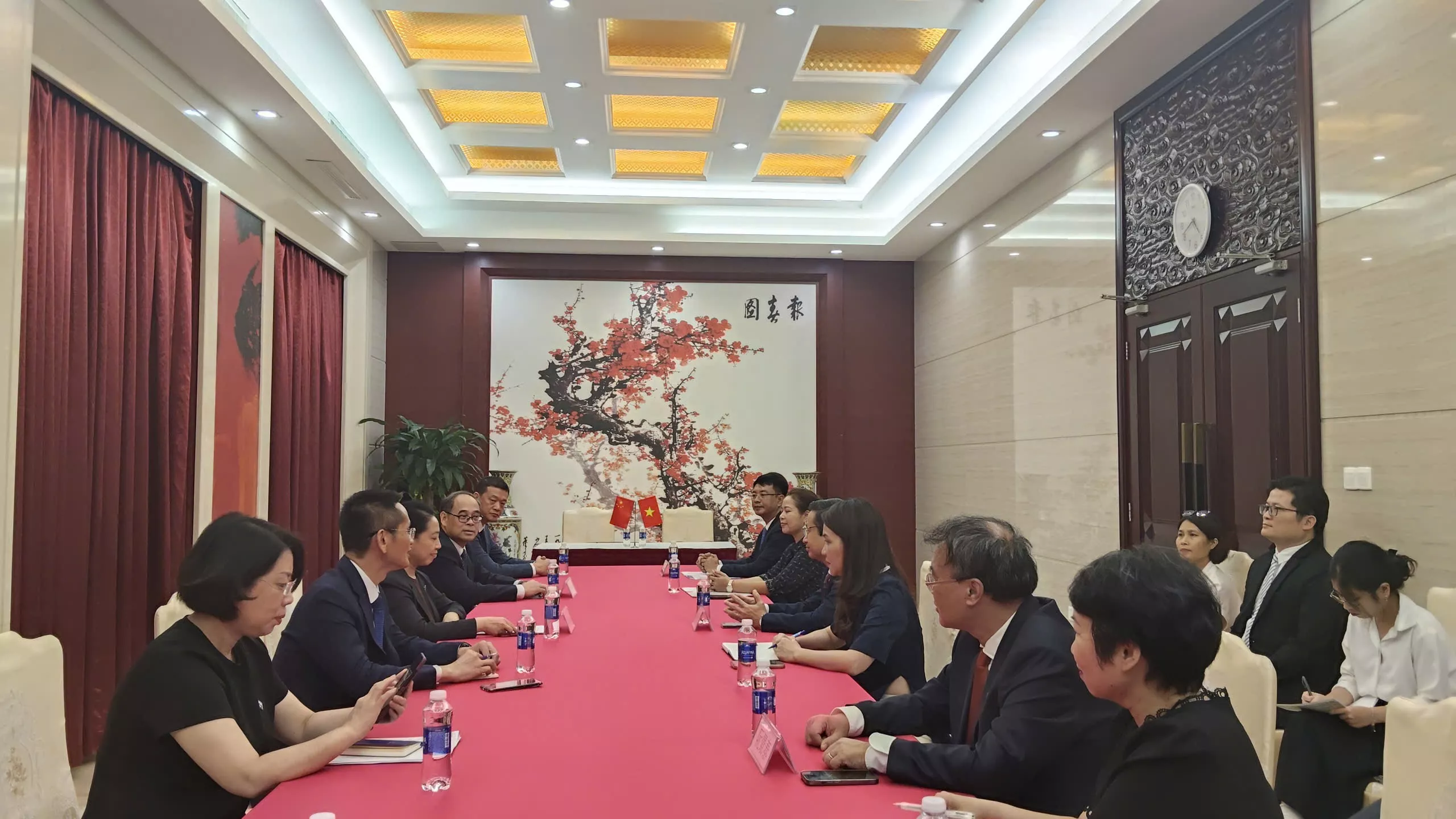 Trường Đại học Thủy lợi ký kết Thỏa thuận tiếp nhận giảng viên tiếng Trung  với Trung tâm Ngôn ngữ và Hợp tác Giáo dục Trung Quốc