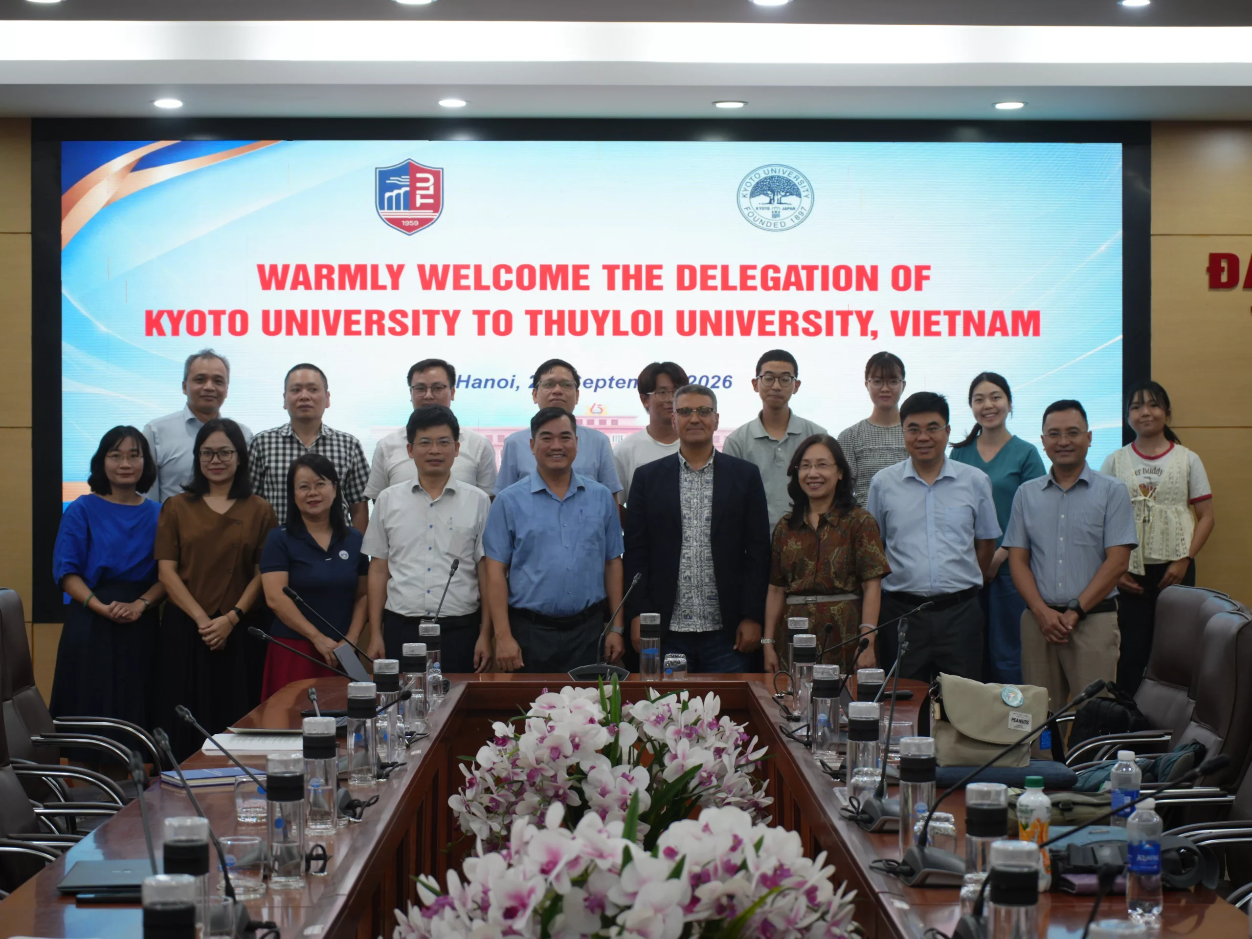 Trường Đại học Thủy lợi tăng cường trao đổi học thuật với Đại học Kyoto