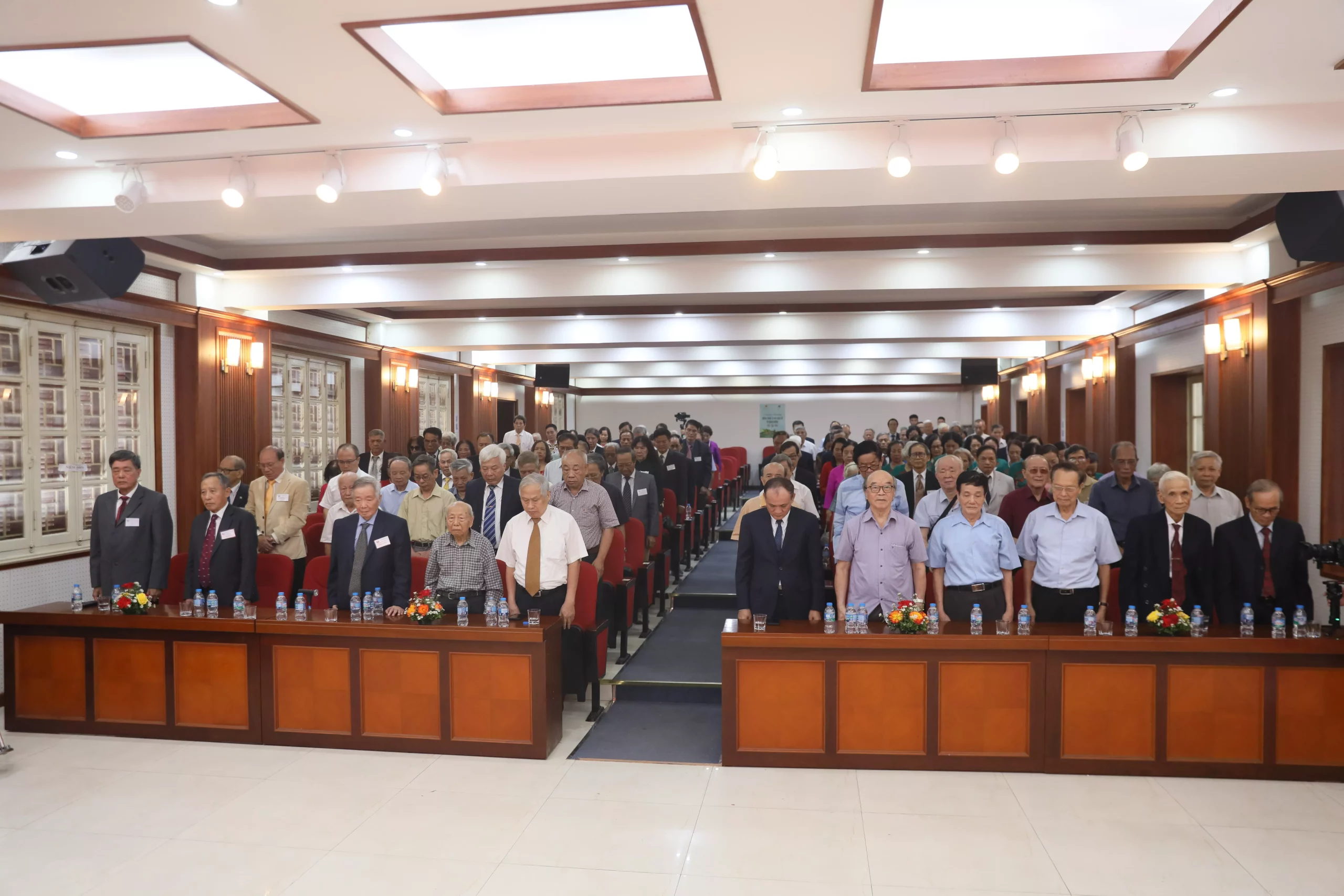 55 năm trở về – vẹn nguyên nghĩa tình của cựu sinh viên khóa 13 Trường Đại học Thủy lợi