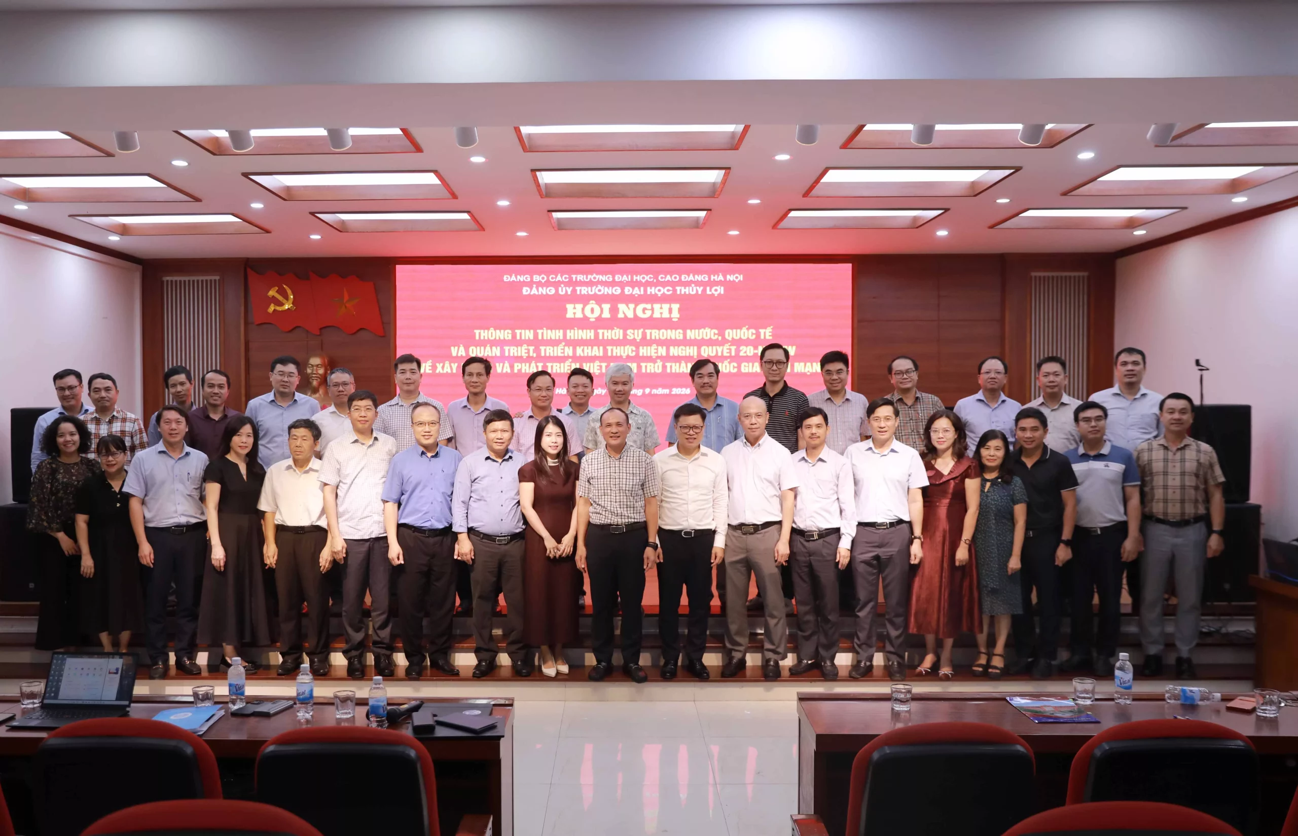 Trường Đại học Thủy lợi tổ chức Hội nghị thông tin tình hình thời sự trong nước, quốc tế và quán triệt, triển khai thực hiện Nghị quyết 20-NQ/TW