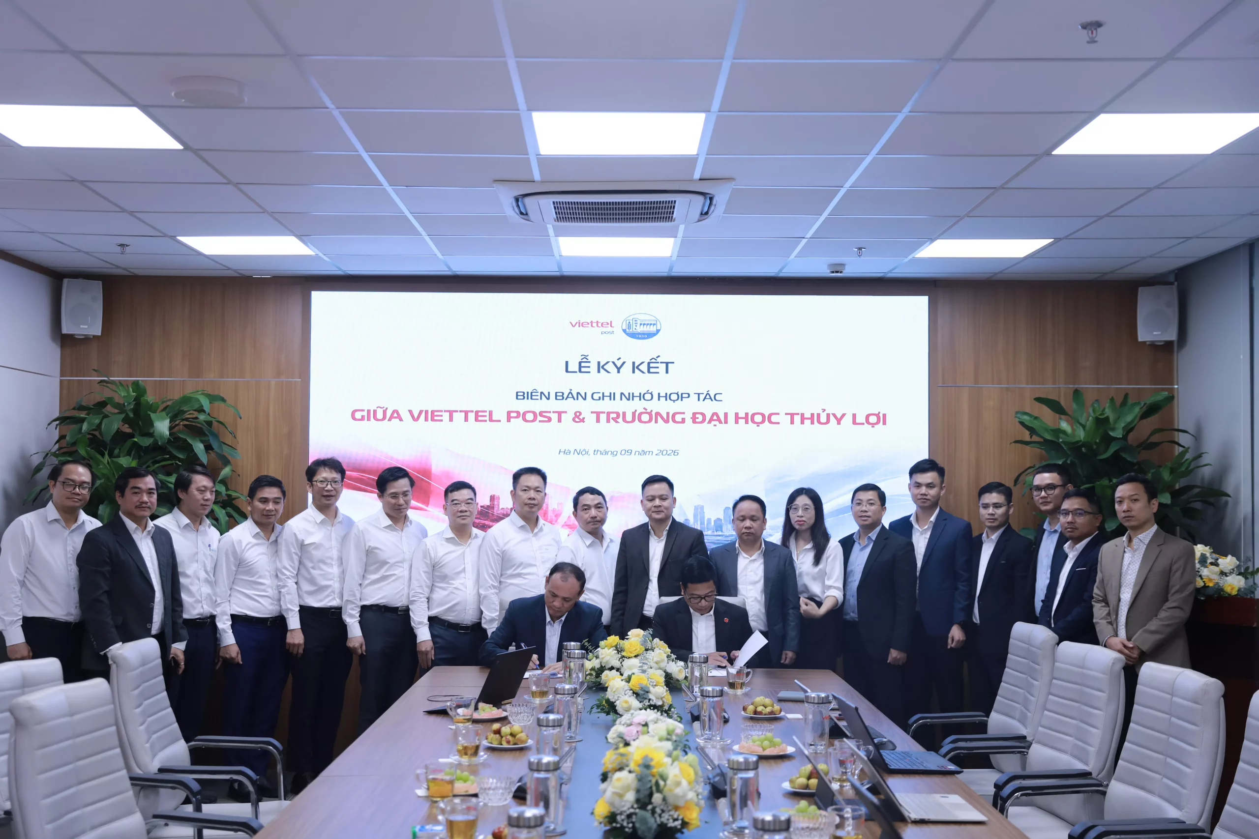 Trường Đại học Thủy lợi và Viettel Post tăng cường hợp tác đào tạo, nghiên cứu và phát triển nguồn nhân lực