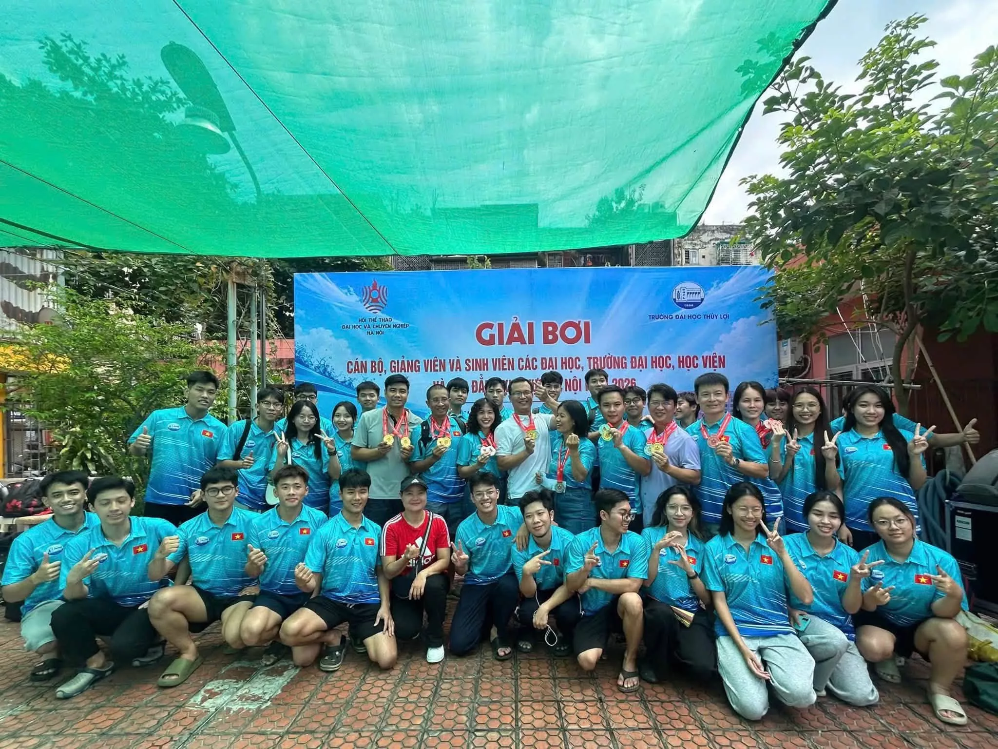 Trường Đại học Thủy lợi giành 25 huy chương tại Giải bơi Cán bộ, Giảng viên và Sinh viên các Đại học khu vực Hà Nội năm 2026