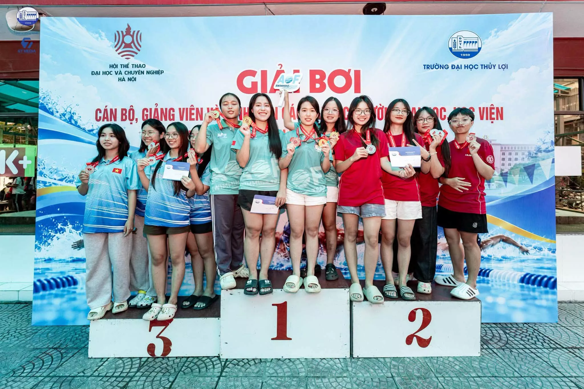 Trường Đại học Thủy lợi giành 25 huy chương tại Giải bơi Cán bộ, Giảng viên và Sinh viên các Đại học khu vực Hà Nội năm 2026