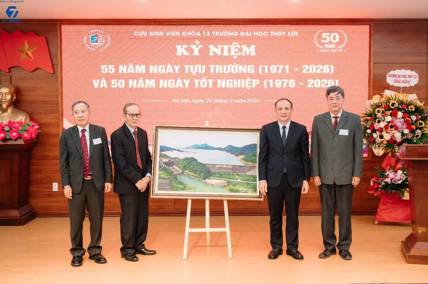 55 năm trở về – vẹn nguyên nghĩa tình của cựu sinh viên khóa 13 Trường Đại học Thủy lợi