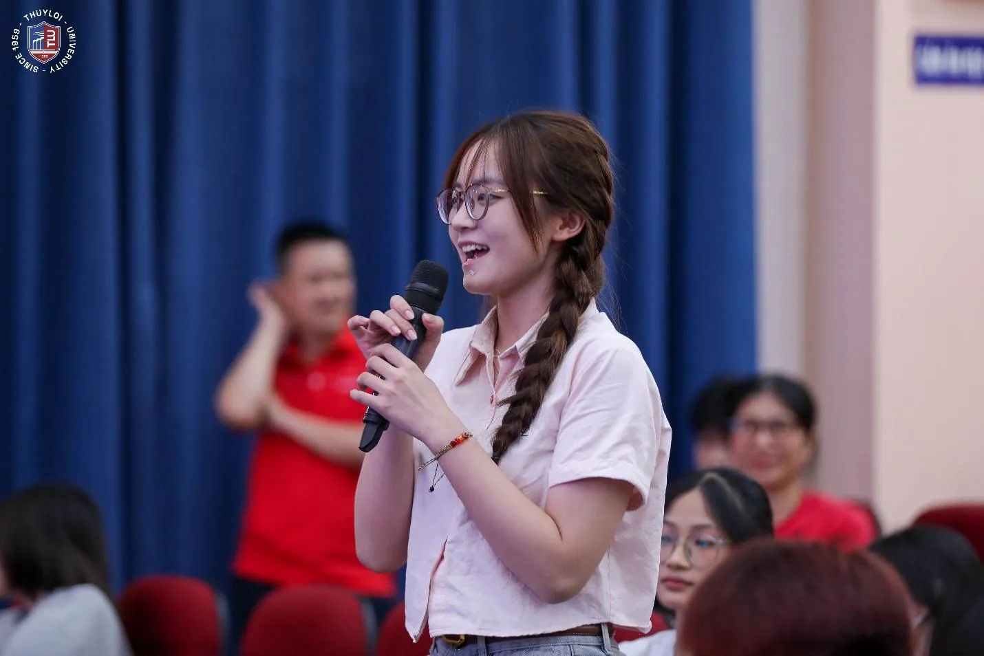 Đổi mới công tác sinh viên từ những vấn đề thực tiễn